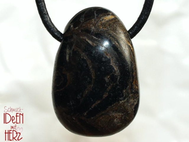 Stromatolite on cord