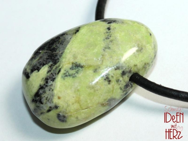 Chrysoprase on cord