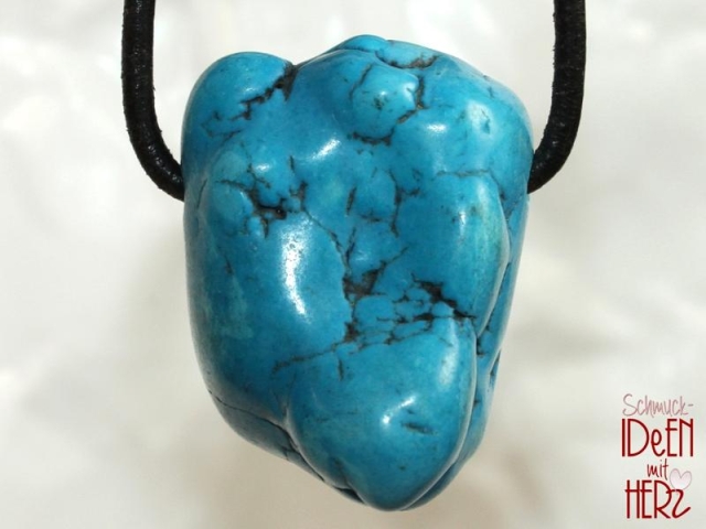 Turquoise (rec.) on cord