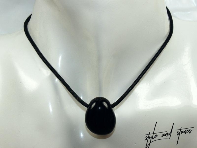 Gold obsidian on cord