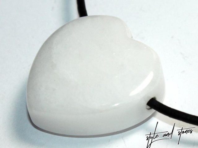 White agate on cord