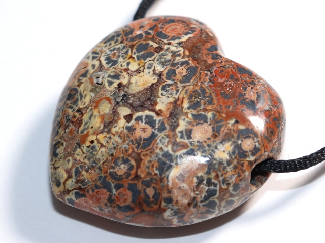 Leopard rhyolite on cord