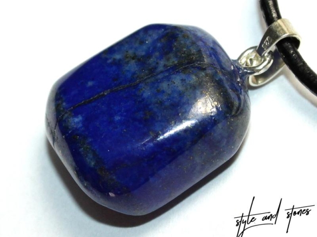 Lapislazuli auf Band