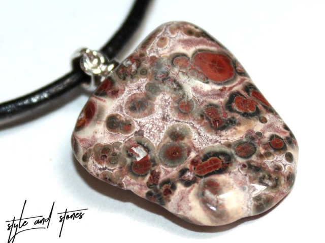 Leopard rhyolite on cord