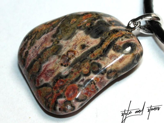 Leopard rhyolite on cord