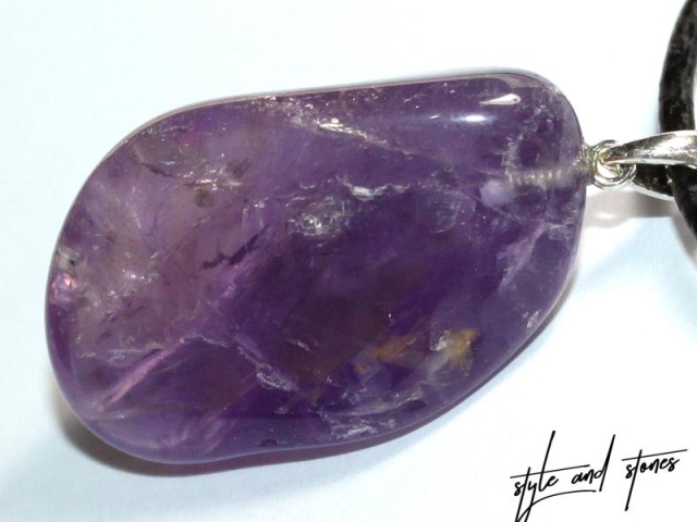 Amethyst auf Band