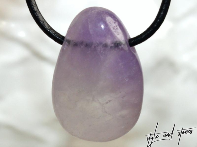 Amethyst auf Band