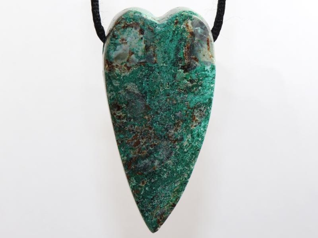 Chrysocolla on cord