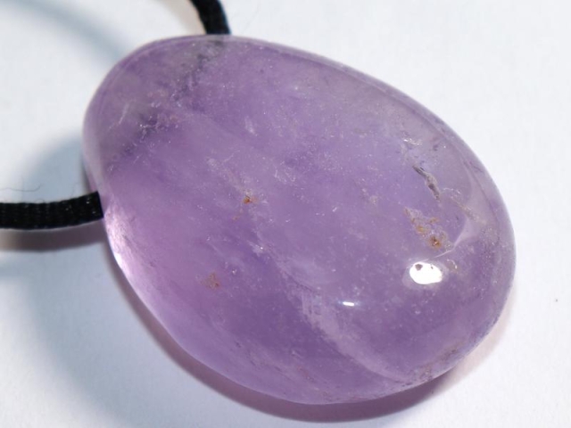 Amethyst auf Band