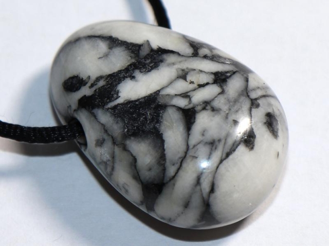 Pinolite on cord