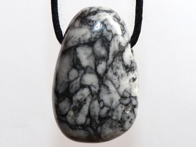 Pinolite on cord