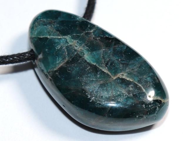 Apatite on cord