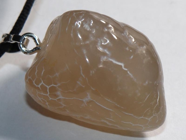 Snakeskin agate on cord