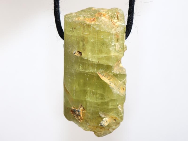 Apatite on cord