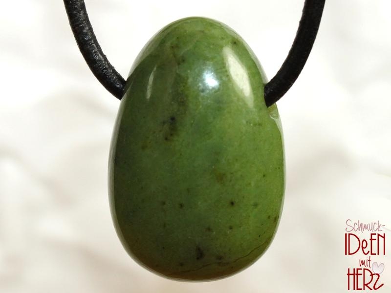 Chrysoprase on cord