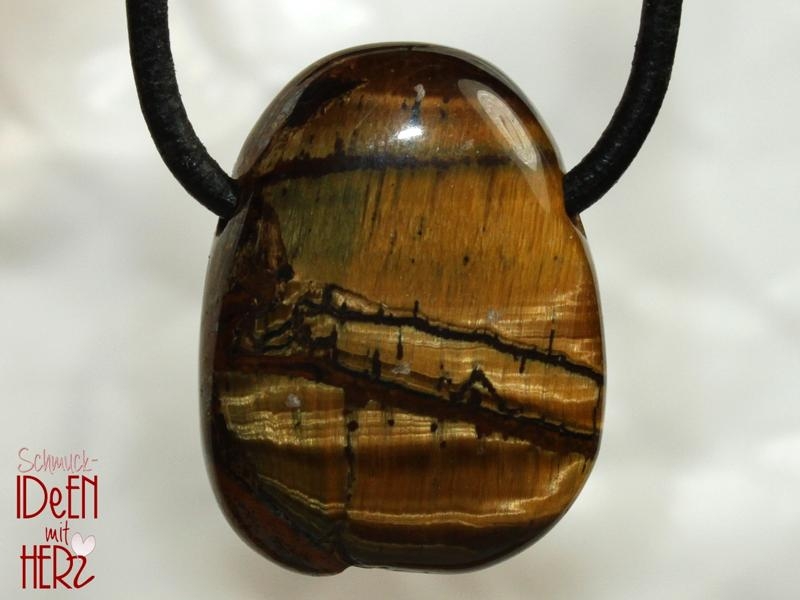 Tigers eye on cord