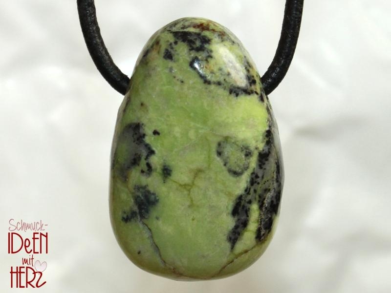 Chrysoprase on cord