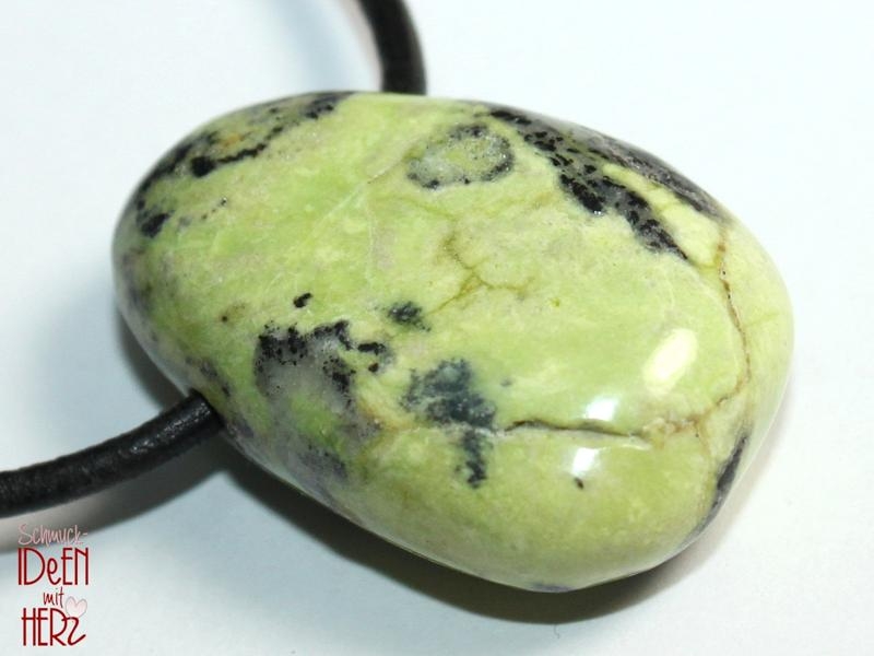 Chrysoprase on cord