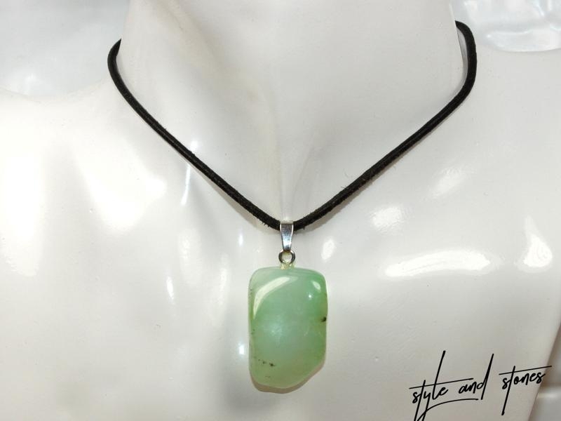 Chrysoprase on cord