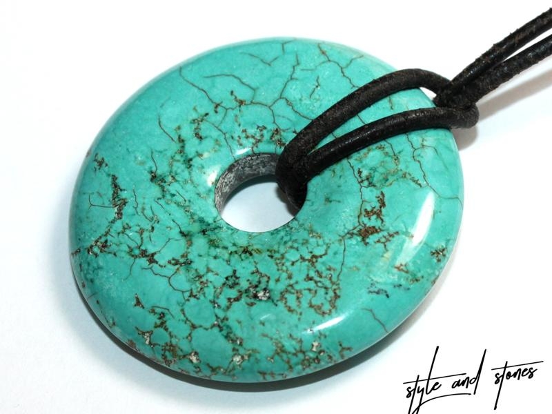 Turquoise (rec.) on cord