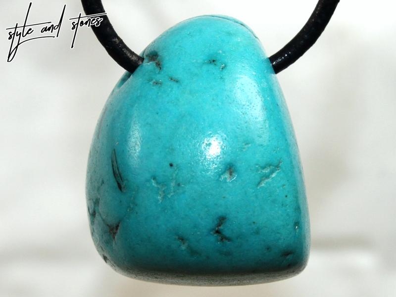 Turquoise (rec.) on cord