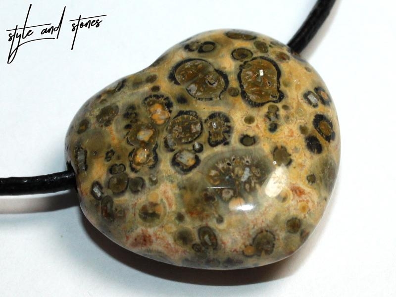 Leopard rhyolite on cord