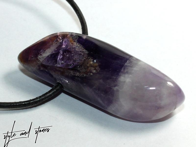 Amethyst auf Band