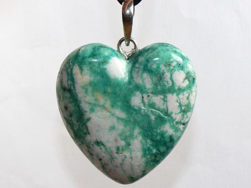 Malachite in dolomite on cord