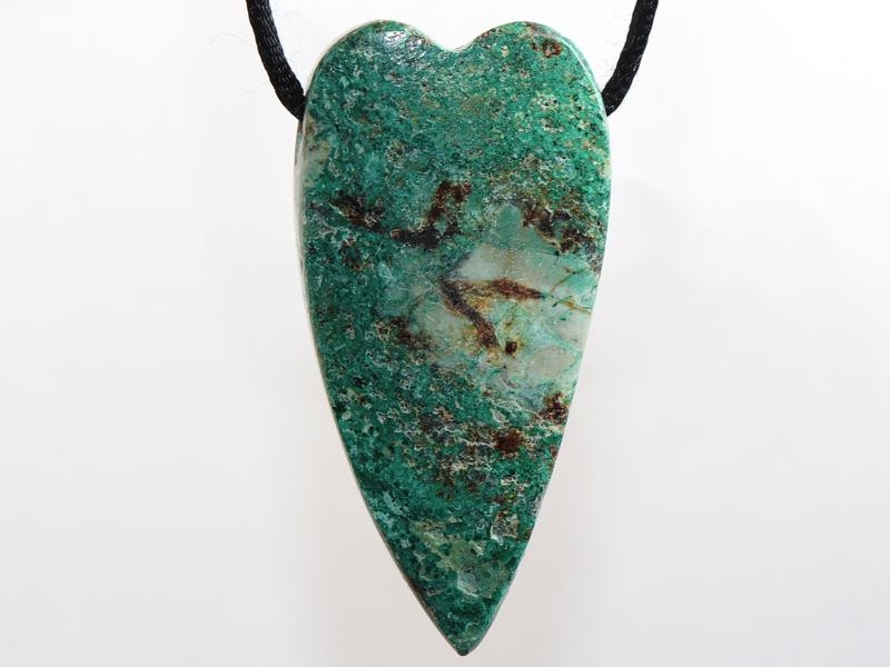 Chrysocolla on cord