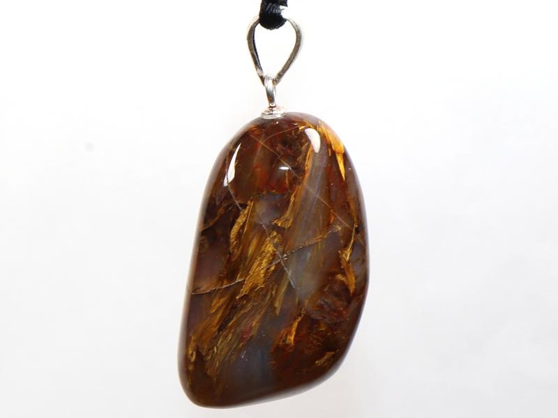 Pietersite on cord