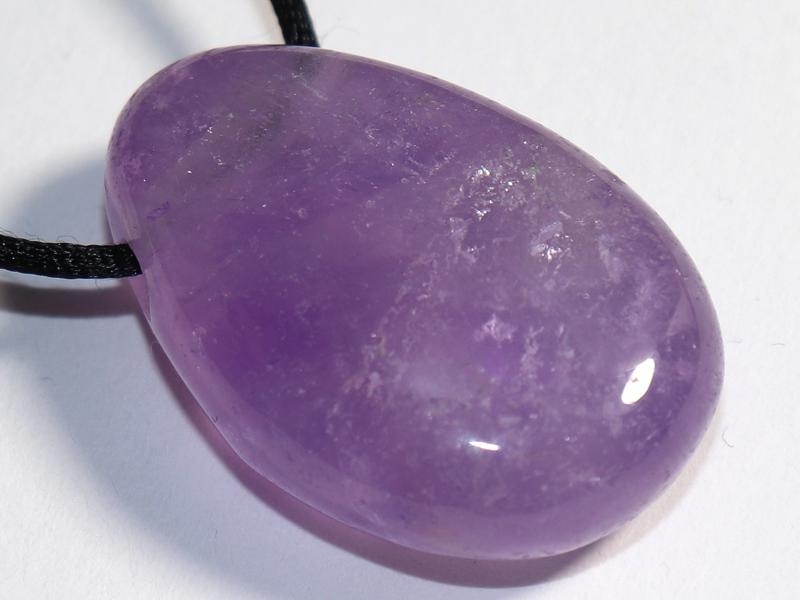 Amethyst auf Band