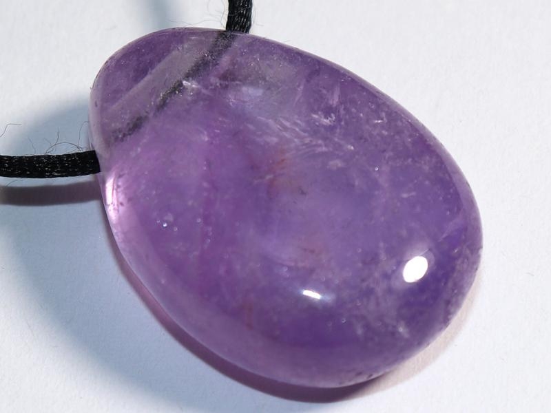 Amethyst auf Band