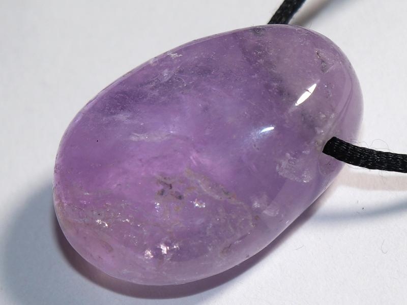 Amethyst auf Band