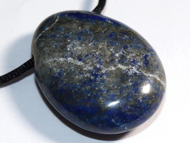 Lapislazuli auf Band