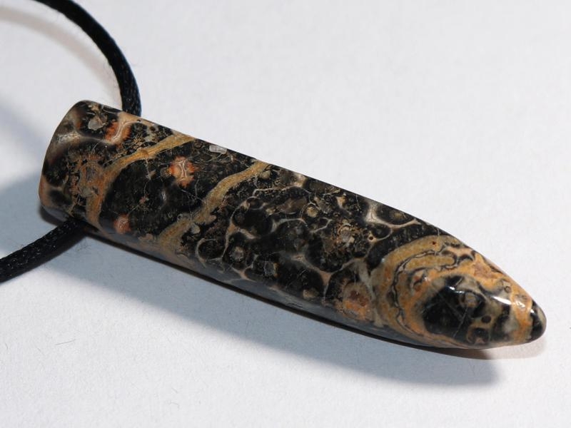 Leopard rhyolite on cord