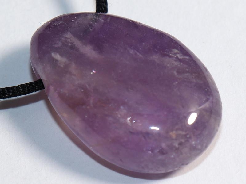 Amethyst auf Band