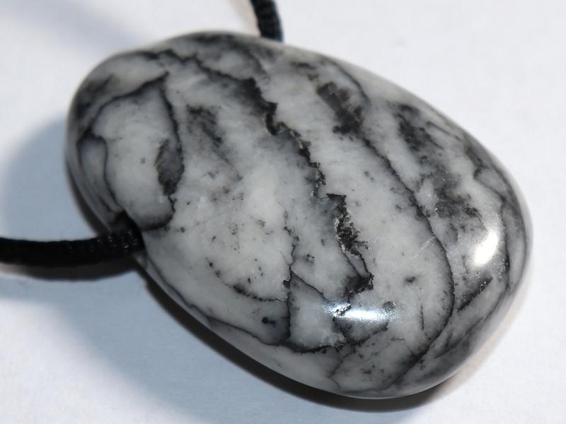 Pinolite on cord