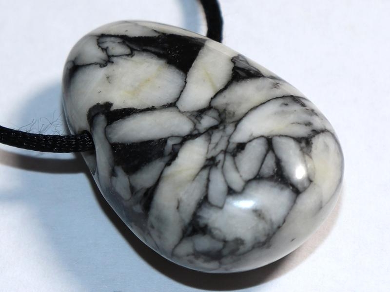 Pinolite on cord