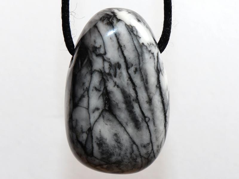 Pinolite on cord