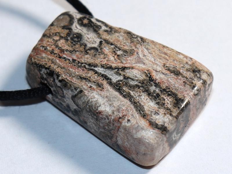 Leopard rhyolite on cord