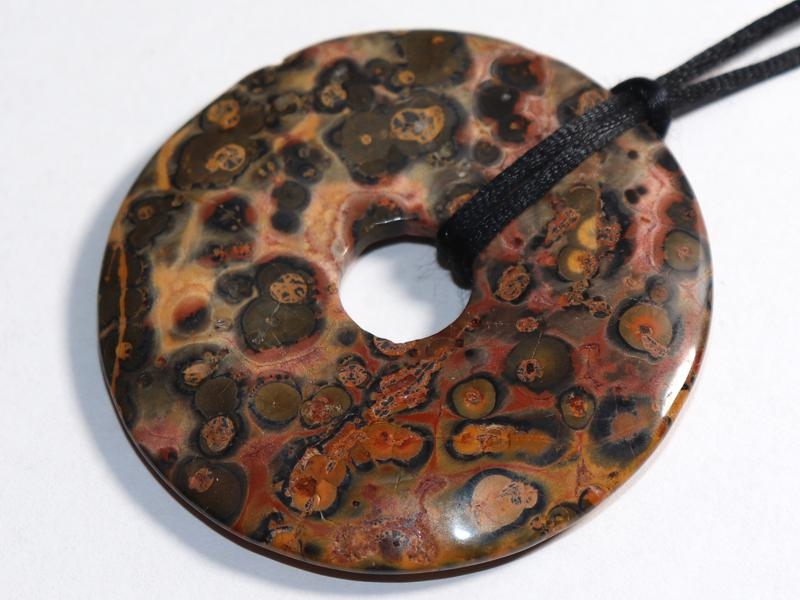 Leopard rhyolite on cord