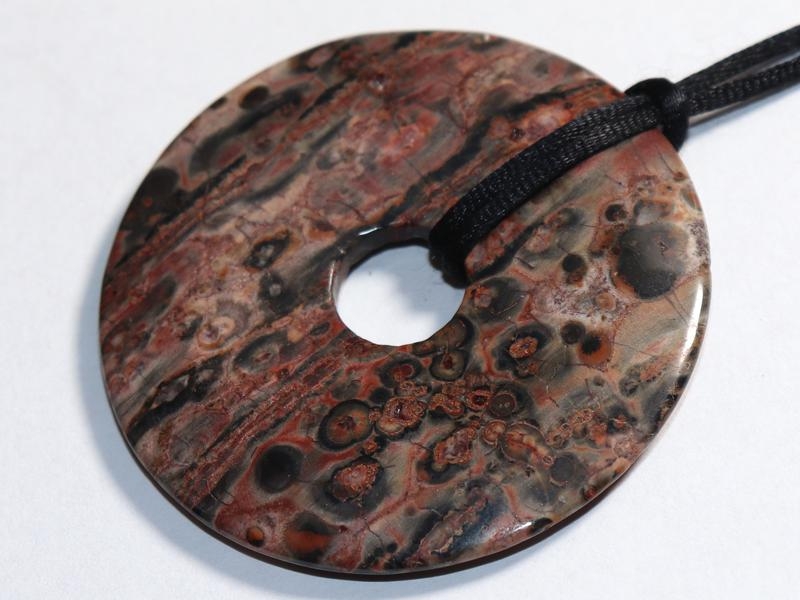 Leopard rhyolite on cord