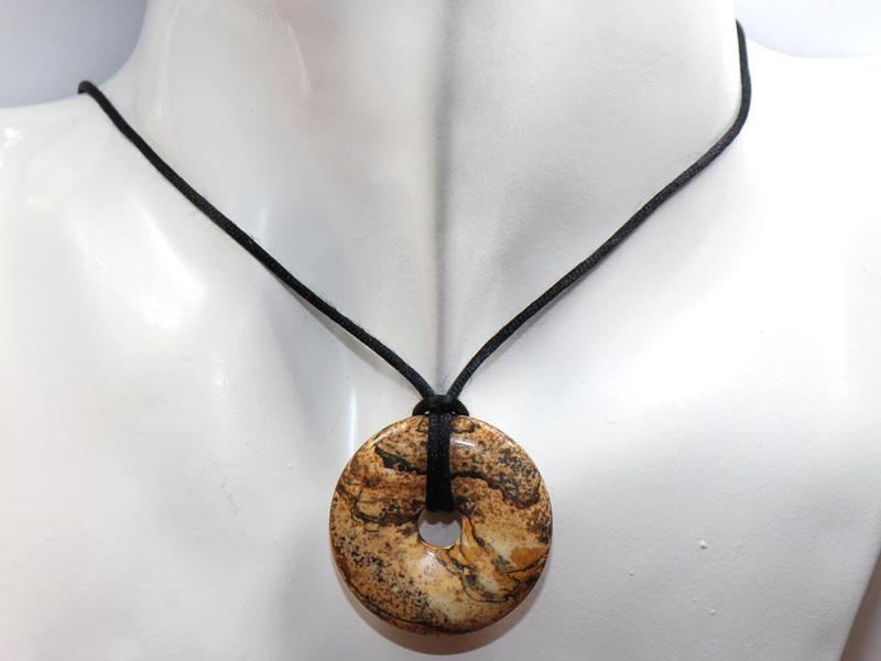 Picture jasper on cord