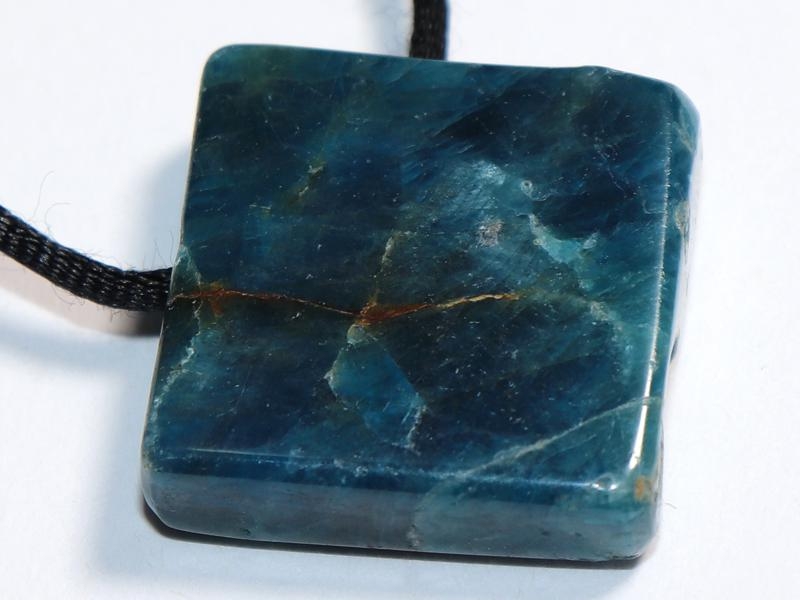 Apatite on cord